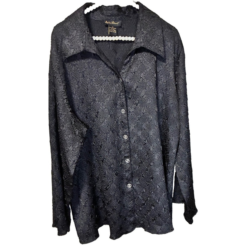 Ashley Stewart 2 X Black raised Textured Front Button Blouse Long Sleeves